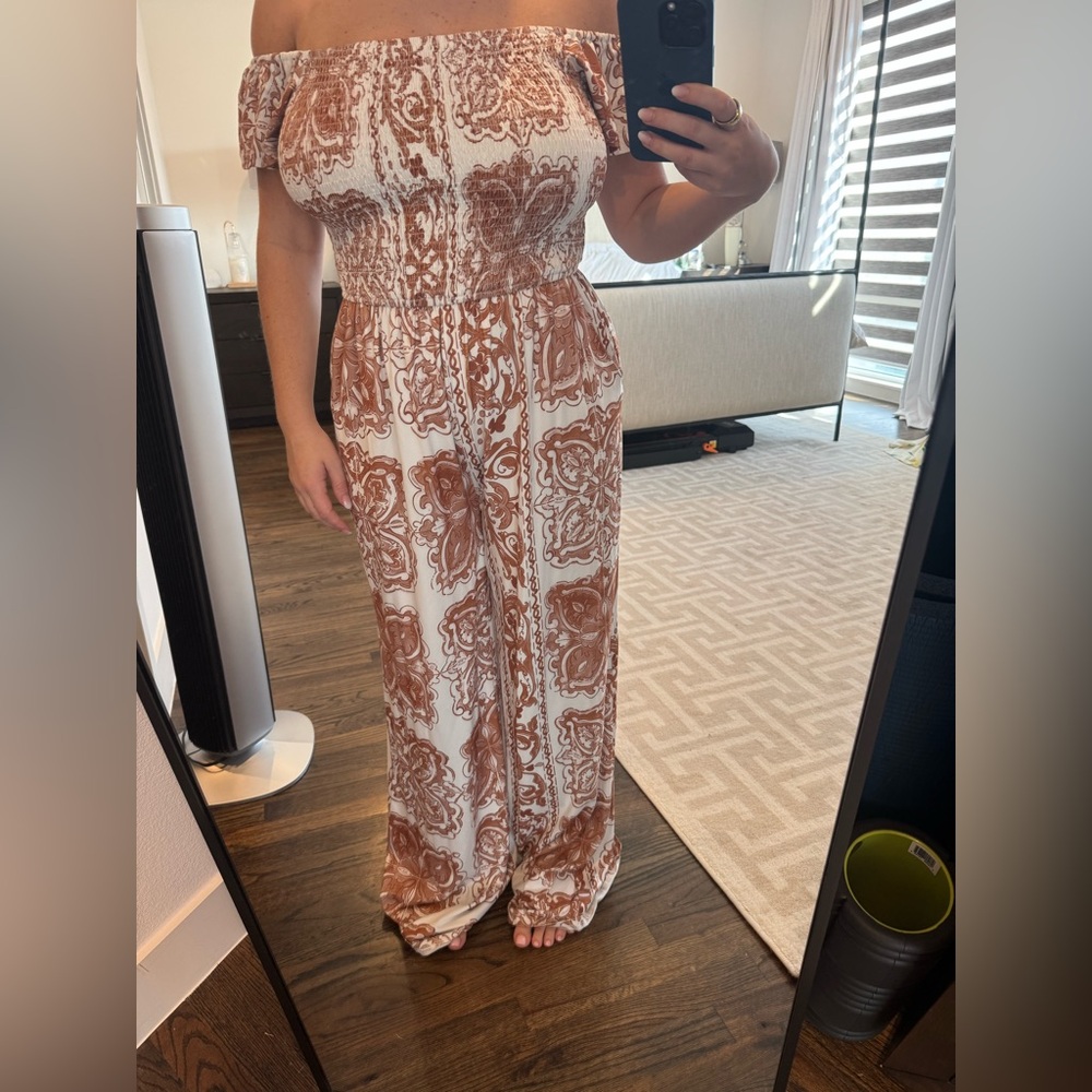 Chic Off-Shoulder Brown Patterned Maxi Dress - image 1